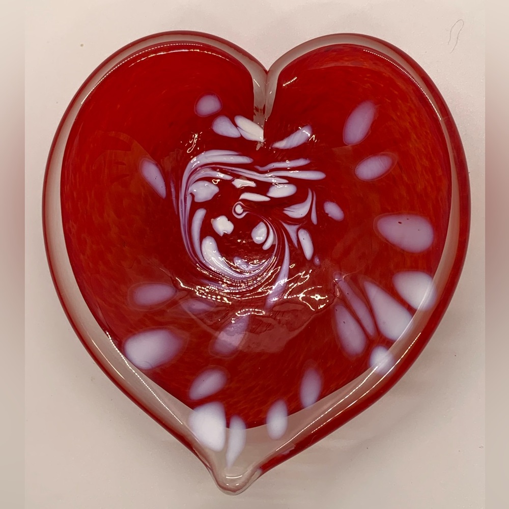 Glass Eye USA Red HEART SHAPED ART GLASS candy dish.  Valentines Day!